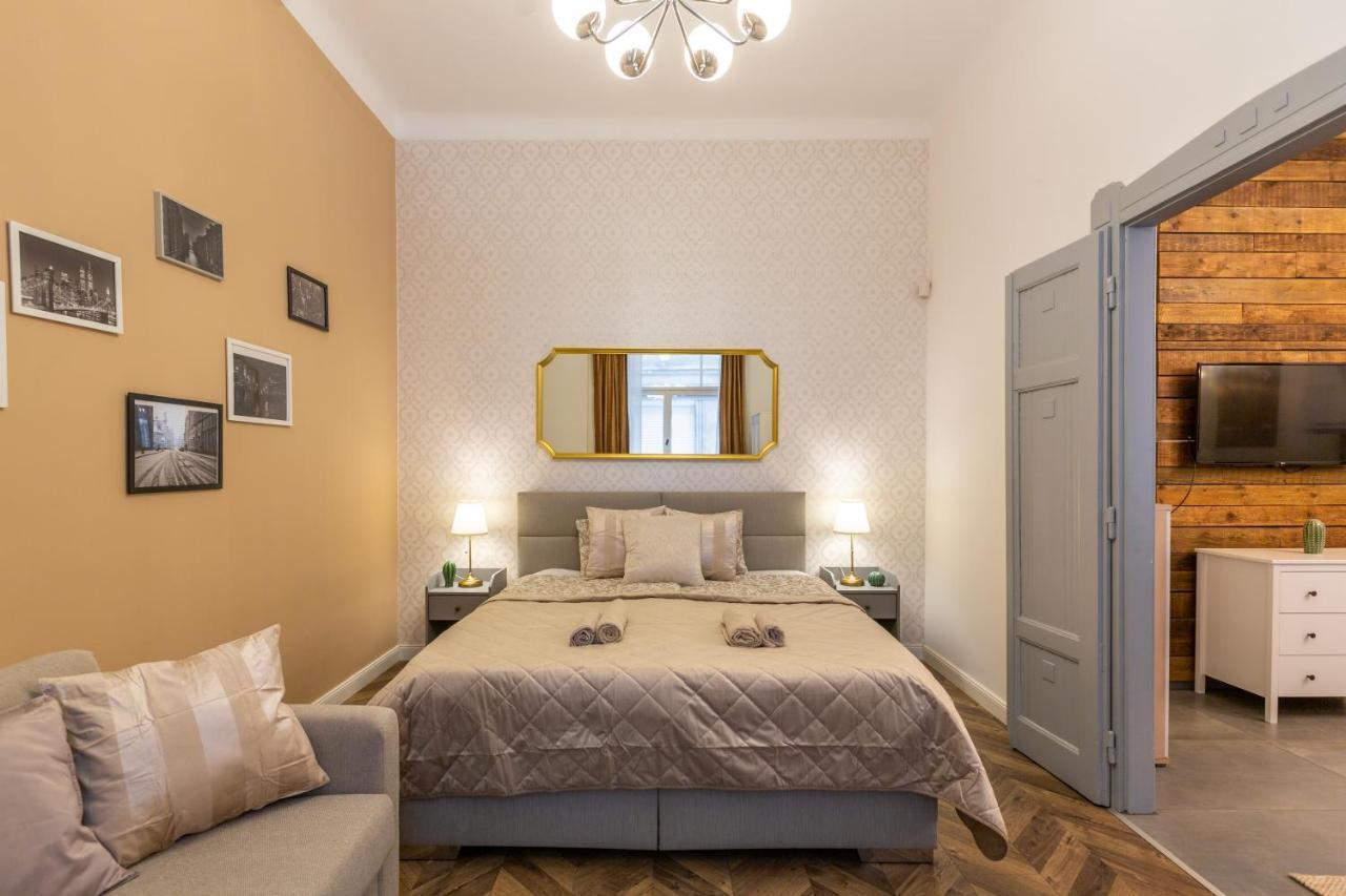 Central Quentin Home With Sauna Next To The New York Cafe Budapest Ngoại thất bức ảnh
